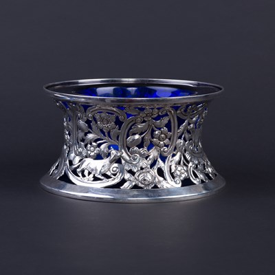 Lot 559 - An Irish silver dish ring, Hopkins & Hopkins,...