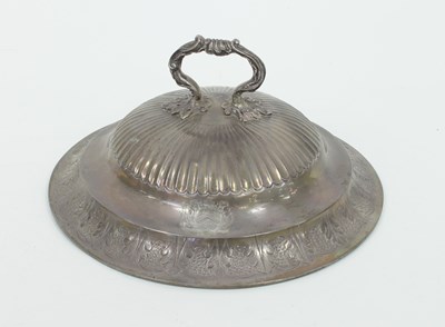 Lot 578 - A George IV silver dish cover, Joseph Preedy,...