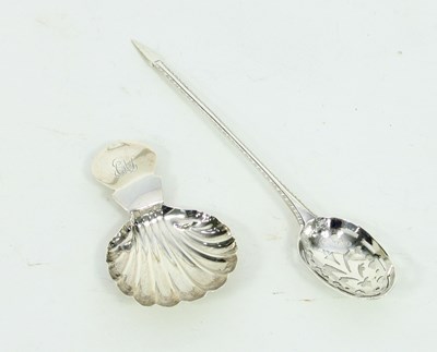 Lot 630 - An 18th Century silver mote spoon, marks...