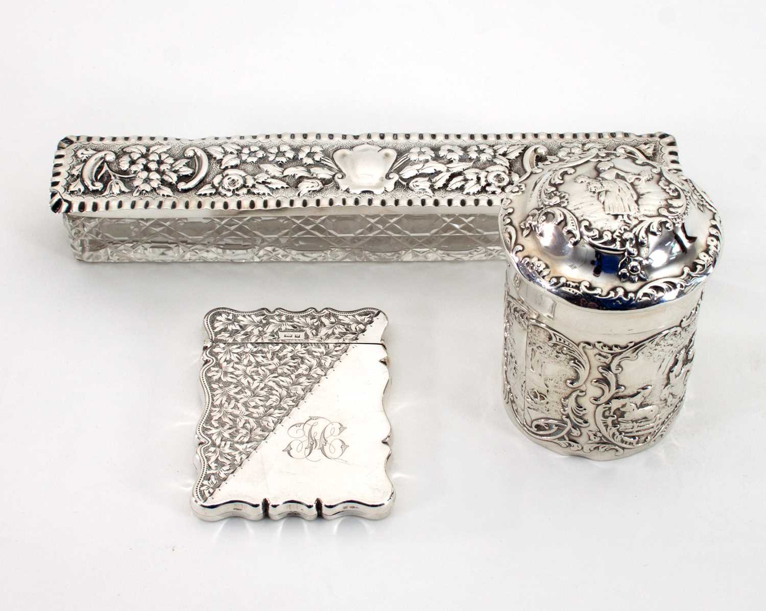 Lot 51 - A silver tea caddy, William Comyns, London...