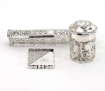 Lot 51 - A silver tea caddy, William Comyns, London...