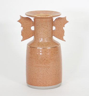 Lot 118 - Russell Collins/A stoneware Shino glazed...