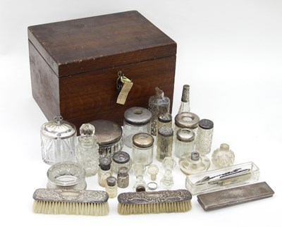 Lot 439 - A quantity of dressing table jars and bottles,...