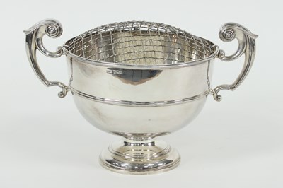 Lot 495 - A silver twin-handled rose bowl, HW, Sheffield...