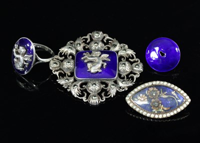 Lot 541 - A 19th Century enamel and pearl brooch, of...