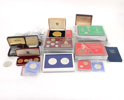 Lot 624 - A large collection of British and Commonwealth...