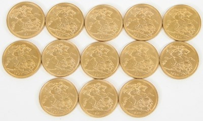 Lot 627 - Thirteen gold sovereigns, 1980