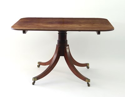 Lot 723 - A Regency mahogany breakfast table with...