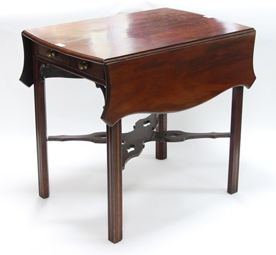 Lot 737 - A mahogany supper table of late 18th Century...