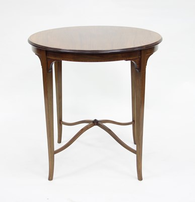 Lot 816 - An Edwardian mahogany circular table,...