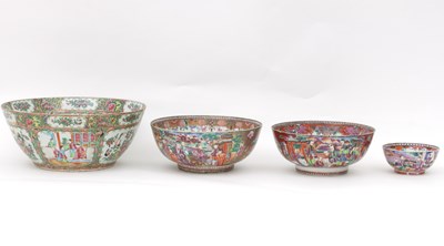 Lot 999 - A Chinese Cantonese porcelain bowl, decorated...