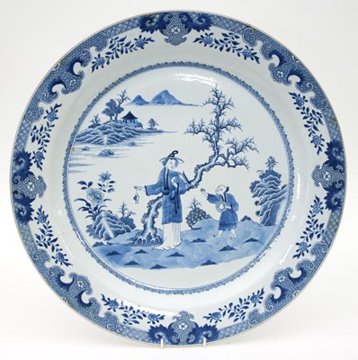 Lot 1048 - A large Chinese blue and white charger,...