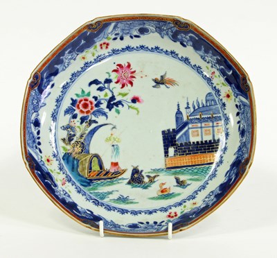 Lot 1086 - A Chinese octagonal plate, late 18th Century,...