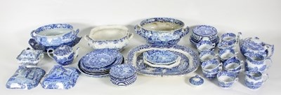 Lot 18 - A large quantity of blue and white transfer...