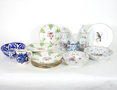 Lot 26 - Sundry decorative china