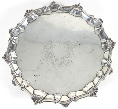 Lot 84 - A George II silver salver, William Peaston,...