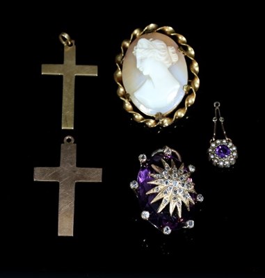 Lot 153 - A Victorian amethyst and diamond set pendant...