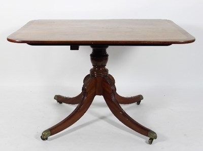 Lot 629 - A Regency mahogany breakfast table, the...