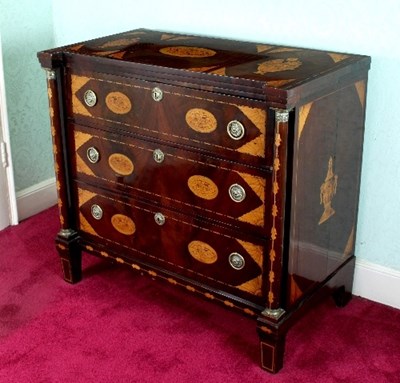 Lot 652 - An early 19th Century walnut and marquetry...