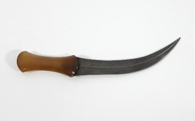 Lot 838 - An Ottoman curved agate dagger with damascene...