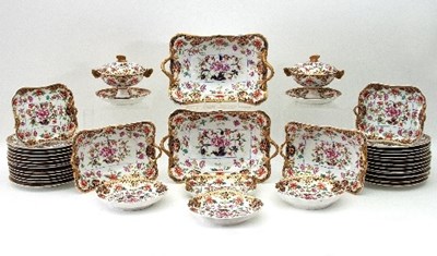 Lot 223 - A Spode part dessert service, pattern no 2630,...