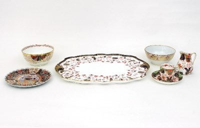 Lot 228 - A group of English Imari tea wares, comprising...