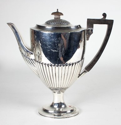 Lot 334 - A silver coffee pot, William Hutton & Sons Ltd....