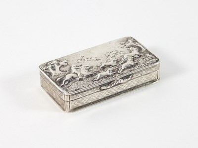 Lot 341 - A William IV silver snuff box, Taylor & Perry,...