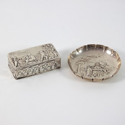 Lot 350 - A Victorian silver trinket box, George Nathan...