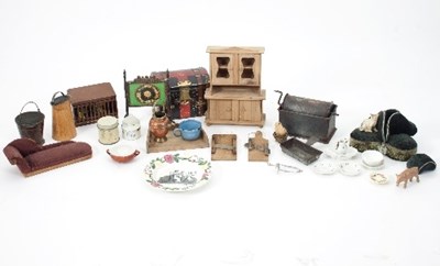 Lot 538 - A quantity of dolls house furniture including...