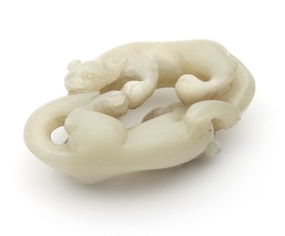 Lot 491 - A Chinese white jade carving of two cats,...