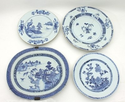 Lot 531 - A Chinese blue and white charger, Qianlong...