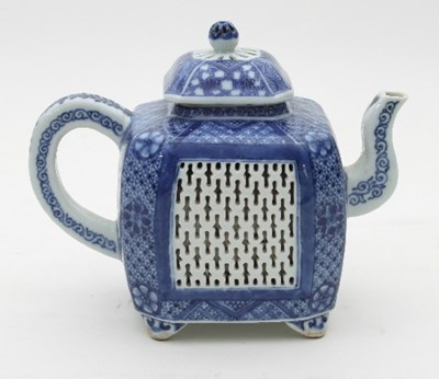 Lot 537 - A Chinese blue and white square section teapot,...