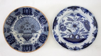 Lot 976 - A Delft blue and white dish, decorated a vase...