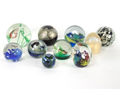 Lot 16 - A group of ten various glass paperweights,...