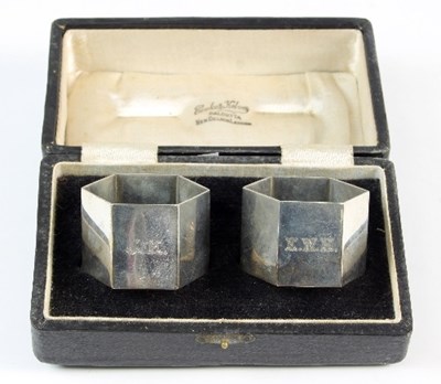 Lot 141 - A cased set of Indian white metal napkin rings,...