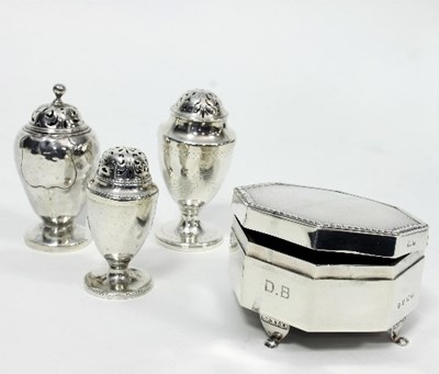 Lot 226 - An octagonal silver trinket box, A & J...