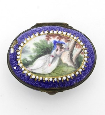 Lot 263 - A Bilston enamel patch box, the oval cover...