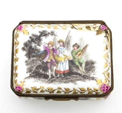 Lot 265 - A German porcelain box, 19th Century, the...