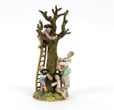 Lot 42 - A Meissen porcelain figure group modelled with...