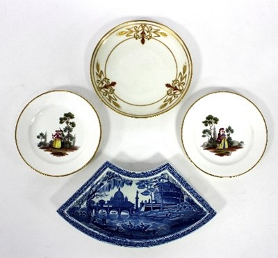 Lot 68 - A Spode blue and white supper dish, 31.5cm...