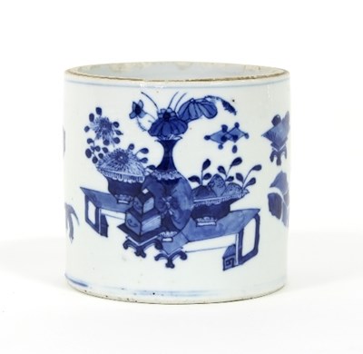 Lot 127 - A Chinese blue and white brush pot decorated...