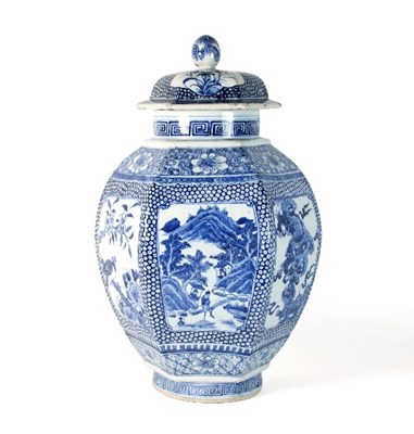 Lot 142 - A Chinese blue and white jar and cover, of...