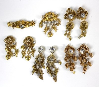 Lot 215 - Costume jewellery by Askew London, comprising...