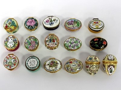 Lot 264 - Sixteen enamel trinket boxes, mainly Halcyon...