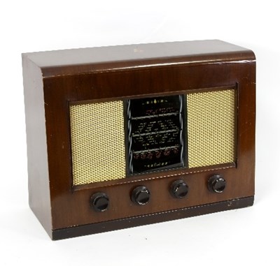 Lot 307 - A 1950s Bush radio