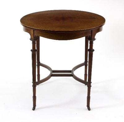 Lot 576 - An Edwardian mahogany circular table, the top...