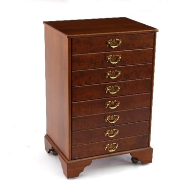 Lot 616 - A mahogany chest of six drawers, two with...