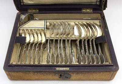 Lot 16 - A German table service of fiddle and thread...