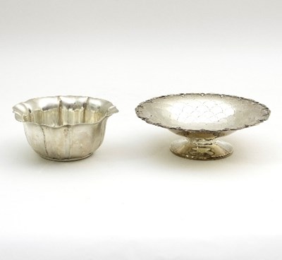 Lot 86 - A circular silver footed bowl, Mappin & Webb,...